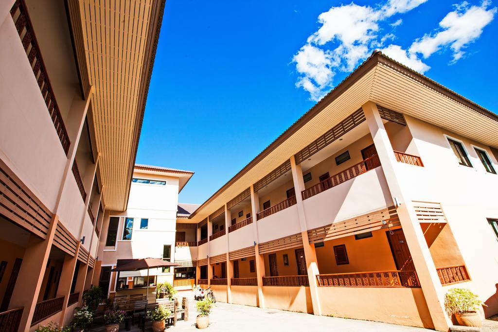 Banlanna Hotel Lampang Zewnętrze zdjęcie