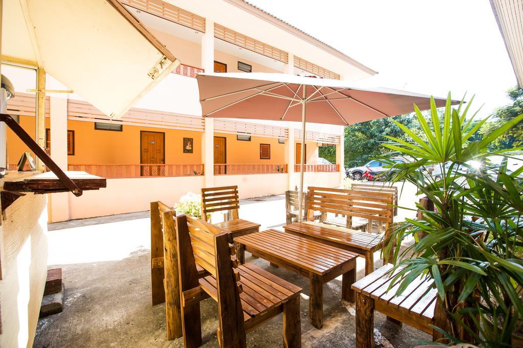 Banlanna Hotel Lampang Zewnętrze zdjęcie