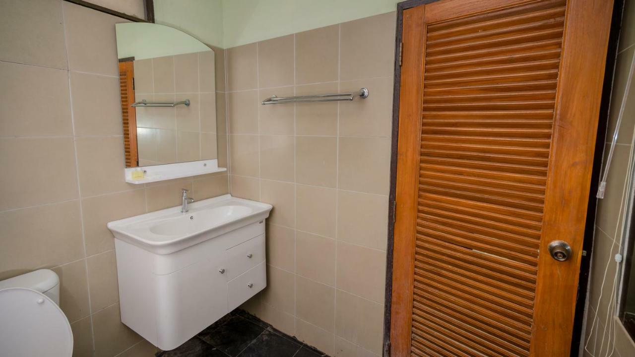 Banlanna Hotel Lampang Zewnętrze zdjęcie